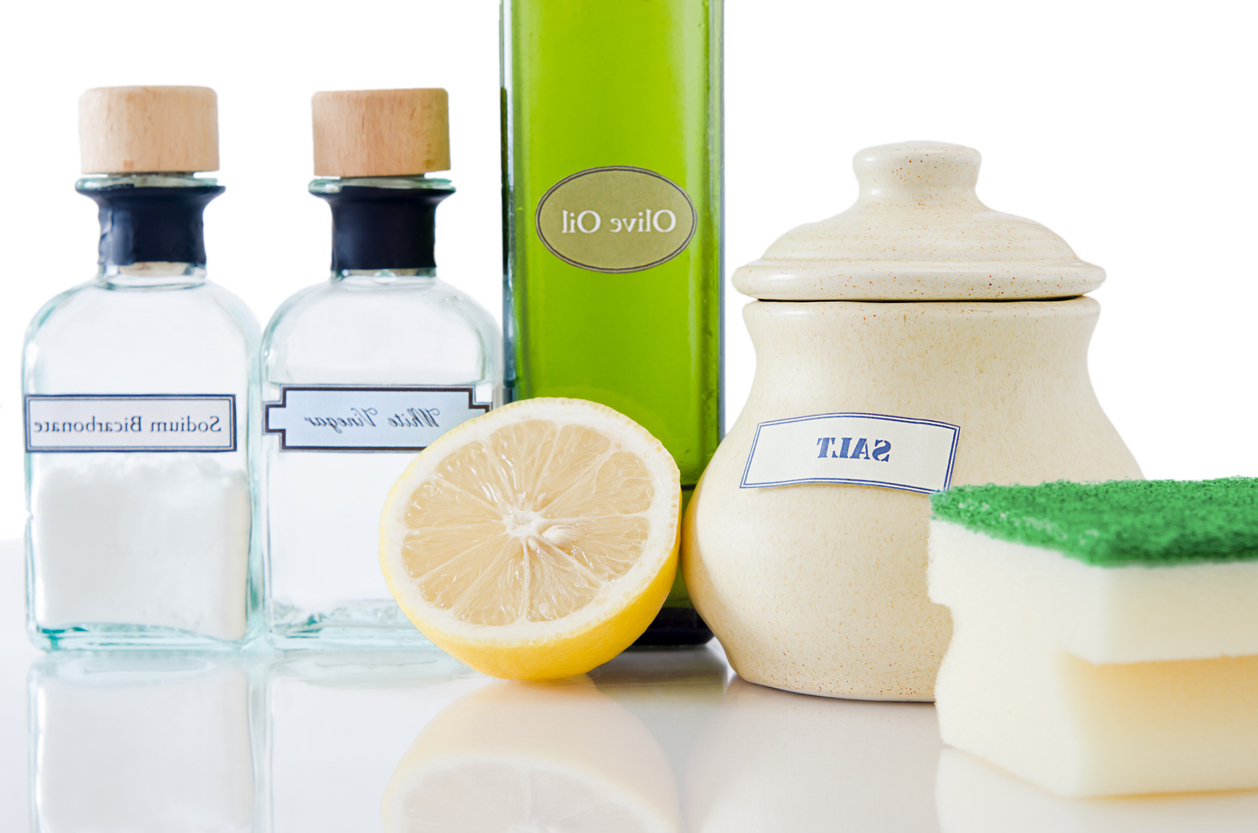 Comment purifier sa maison avec du sel et du vinaigre blanc